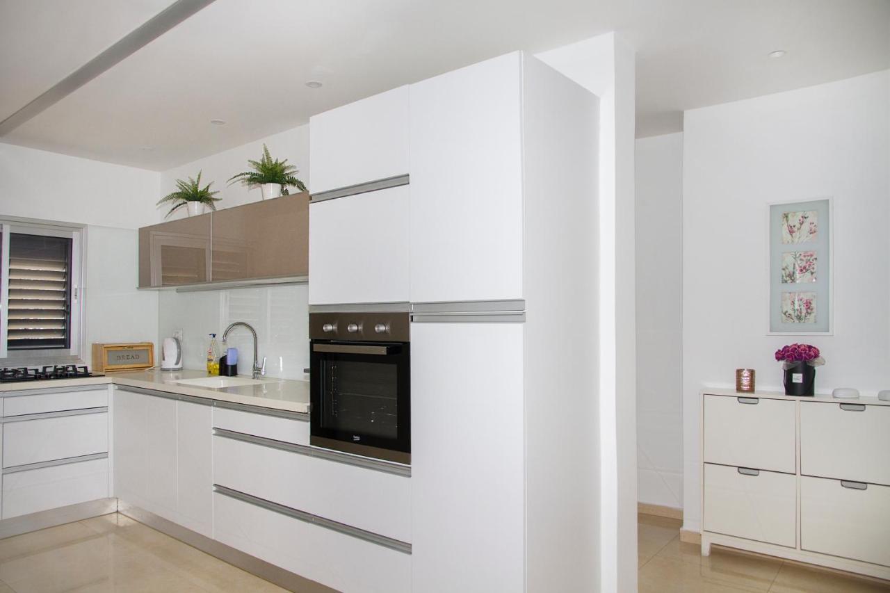 Apartments4You Etsel Bat Yam Luaran gambar
